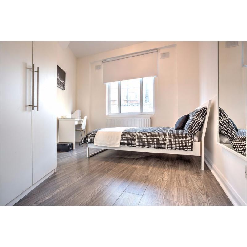 Spacious flat share with a lounge and eat in kitchen