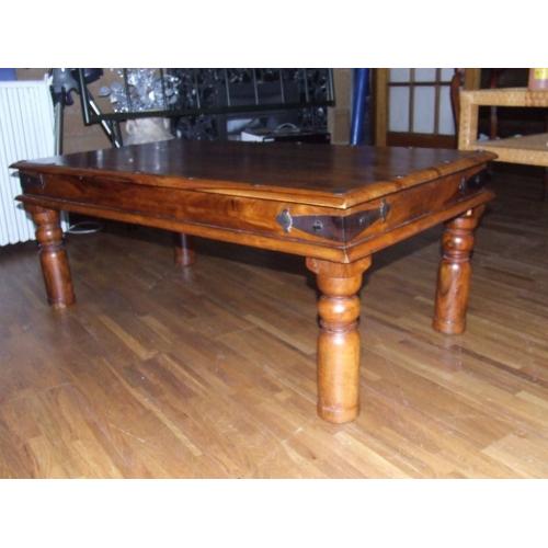 COFFEE TABLE (HARDWOOD)QUALITY ITEM EXCELLENT SIZE AND CONDITION FREE EDINBURGH DELIVERY N
