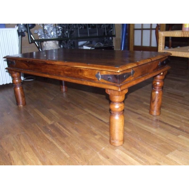COFFEE TABLE (HARDWOOD)QUALITY ITEM EXCELLENT SIZE AND CONDITION FREE EDINBURGH DELIVERY N