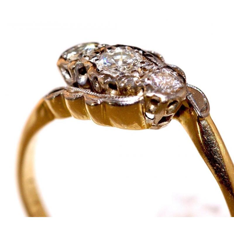 STUNNING 18CT PLAT & GOLD DIAMOND RING GREAT DESIGN MADE ENG FULLY HALLMARKED TOTAL DIAMOND W .45CT