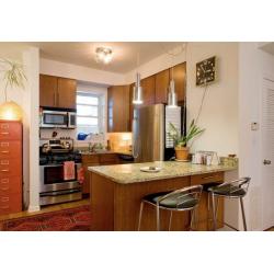 Tasteful double room to rent near Leyton Station
