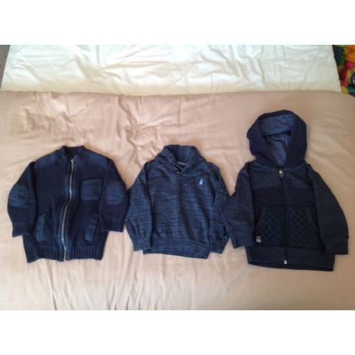 Dark blue jumpers