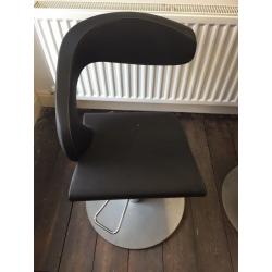 2 Salon chairs