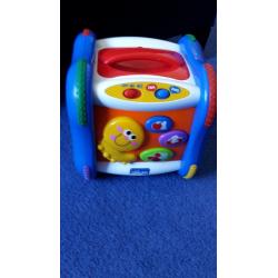 chicco learning cube