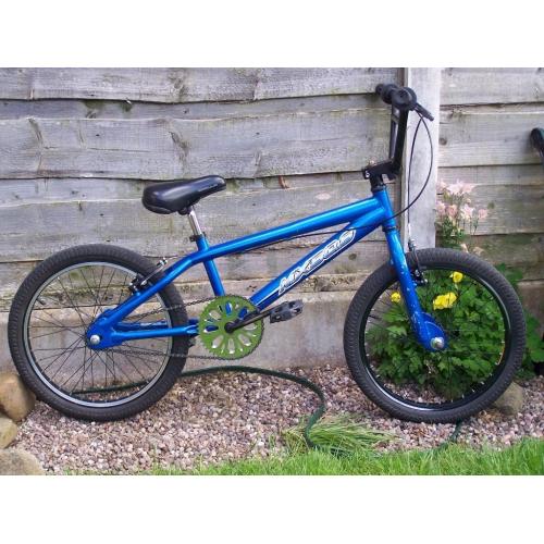 APOLLO MX20.2 BMX BIKE