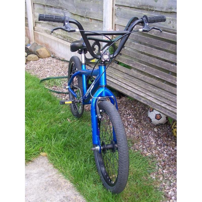 APOLLO MX20.2 BMX BIKE