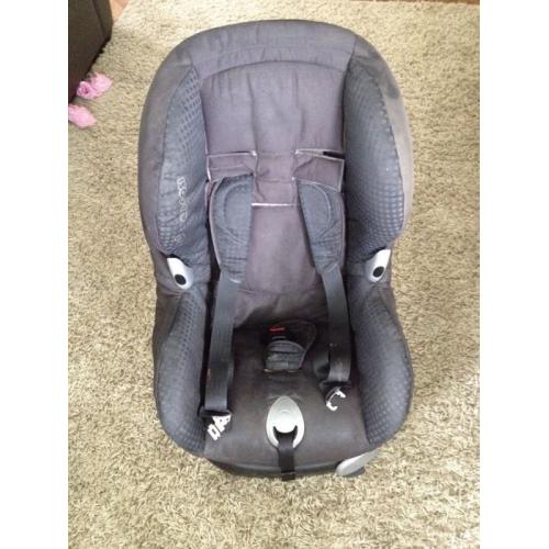 Maxi Cosi priori car seat