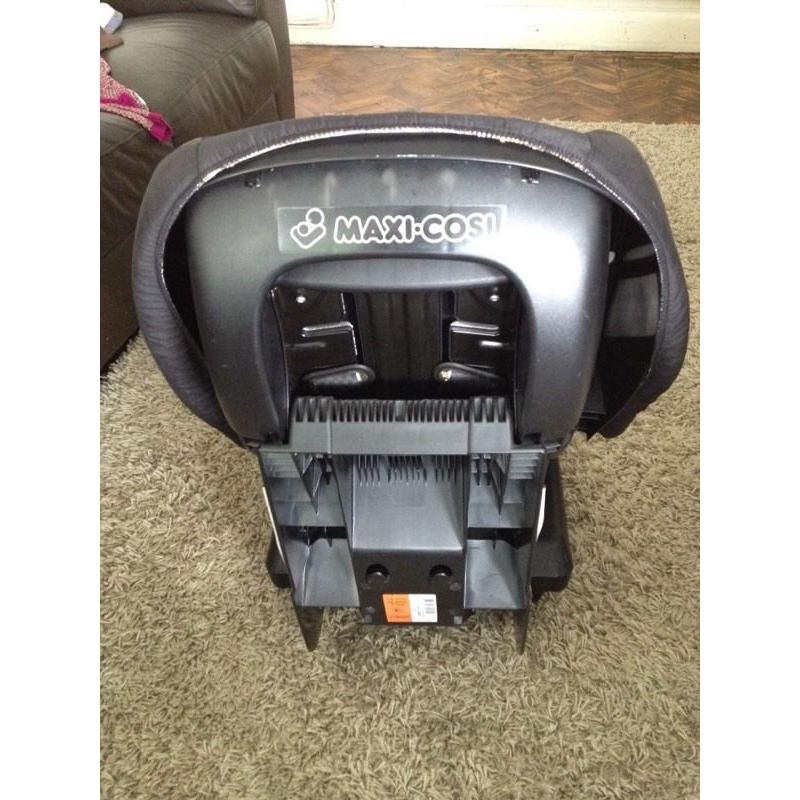 Maxi Cosi priori car seat