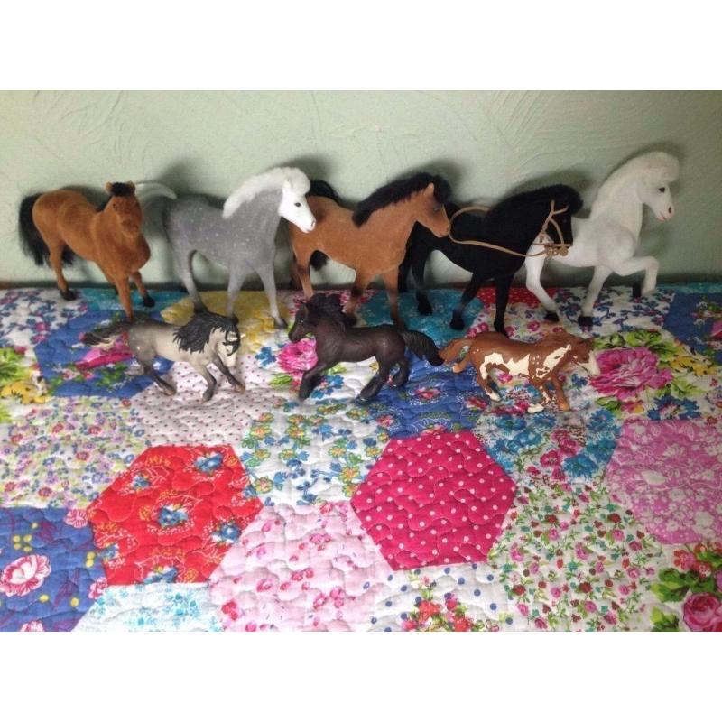 Collection of 8 Model Horses, PERFECT condition!