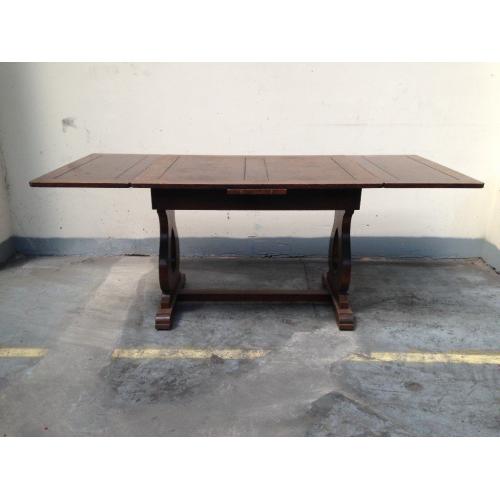 Antique Oak dining table - circa 1920's, extendable top