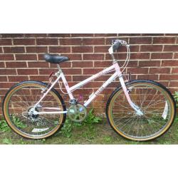 Raleigh coco ladies bike