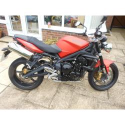 2010 mint condition triumph street tripple r
