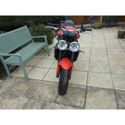 2010 mint condition triumph street tripple r