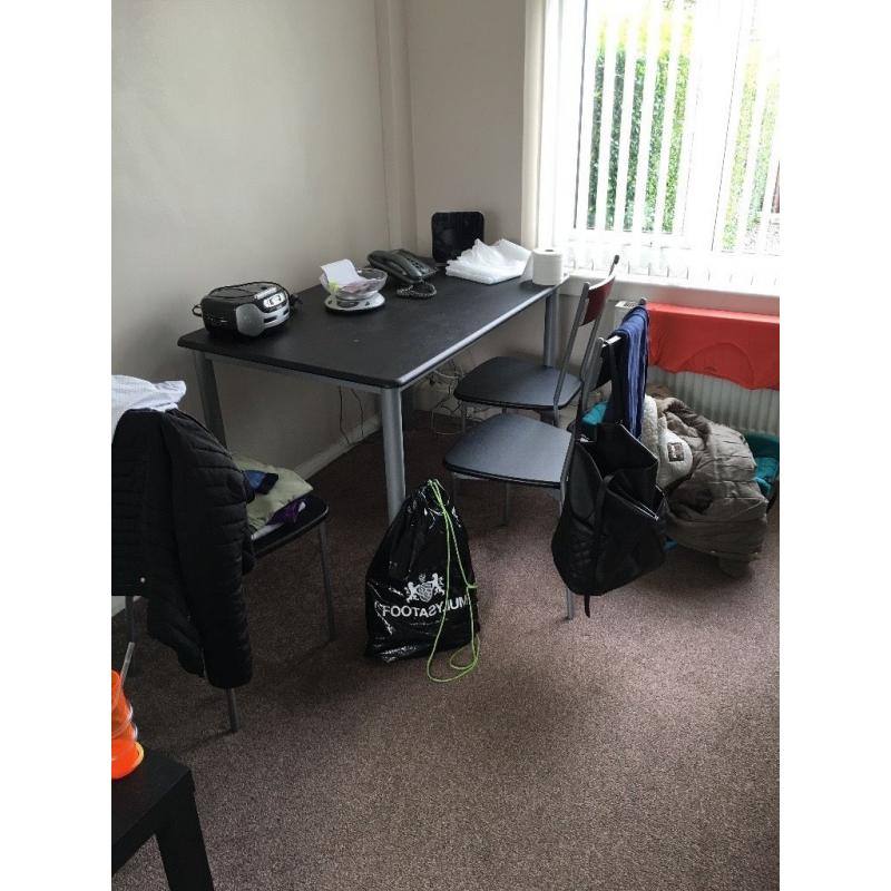 Table and chair set
