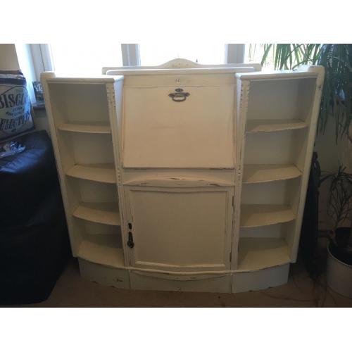 Beautiful Solid wooden shabby chic bureau/storage unit