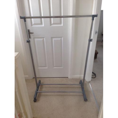 Free Standing Clothes Rail
