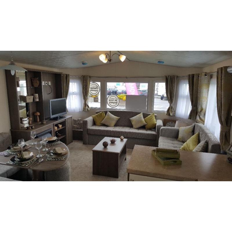 LUXURY BRAND NEW CARAVAN on EMBO BEACH
