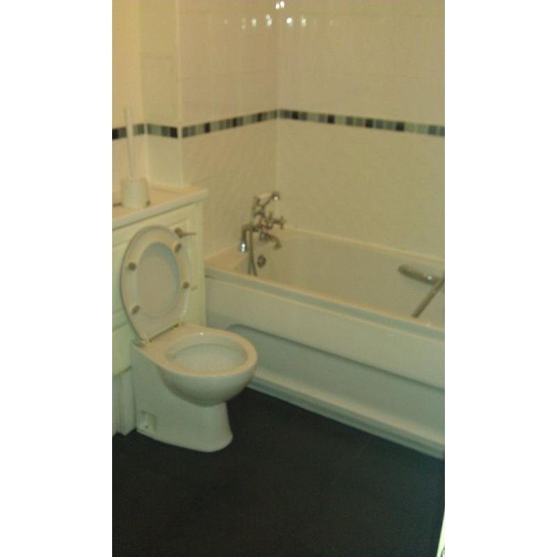 SINGLE ROOM @ 550PCM DOUBLE @ 620PCM (Student)