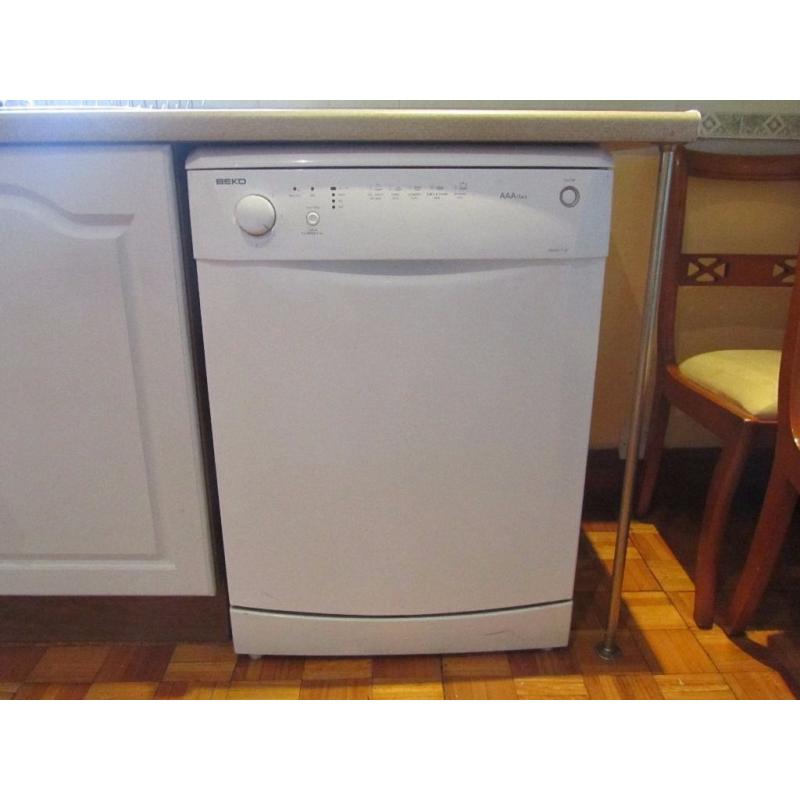 Beko dishwasher DWD5411W