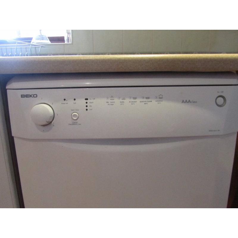 Beko dishwasher DWD5411W