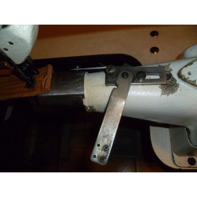 Seiko cylinder arm compound walking foot sewing machine (FOR LEATHER, DENIM