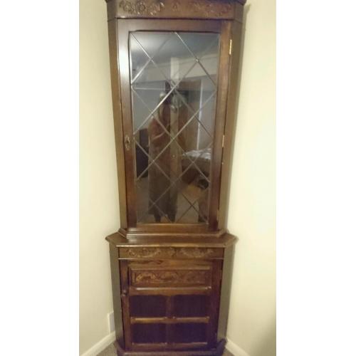Corner unit