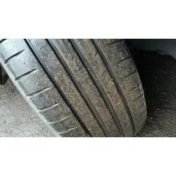 4 wheels and excellent Dunlop tyres from citroen c4