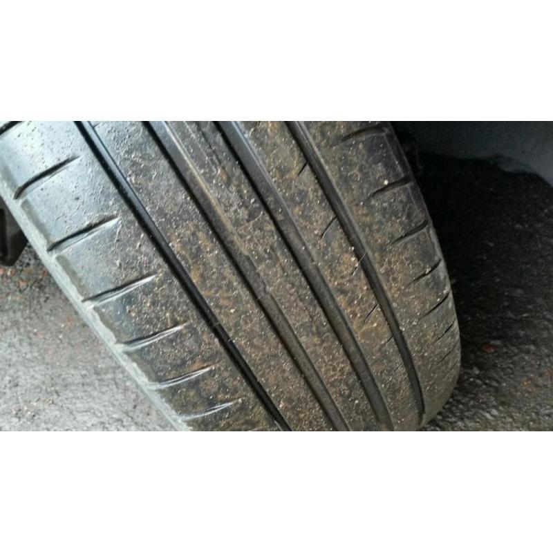 4 wheels and excellent Dunlop tyres from citroen c4
