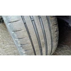 4 wheels and excellent Dunlop tyres from citroen c4