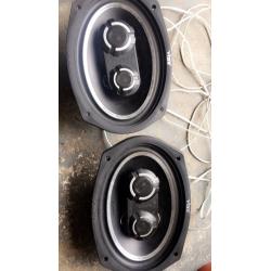 vibe 480watt speakers with wires