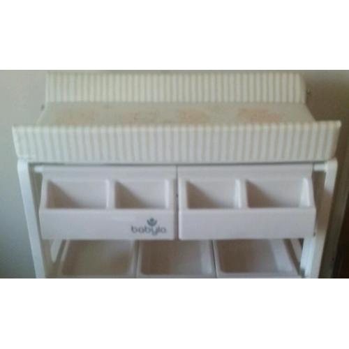 Babylo elephant baby bath and changer