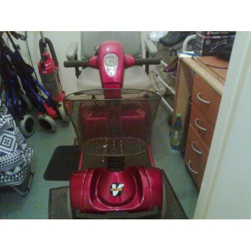 FOR SALE IS A PRIDE VICTORY MOBILITY SCOOTER IN EXCELLENT CONDITION AND IS READY TO USE