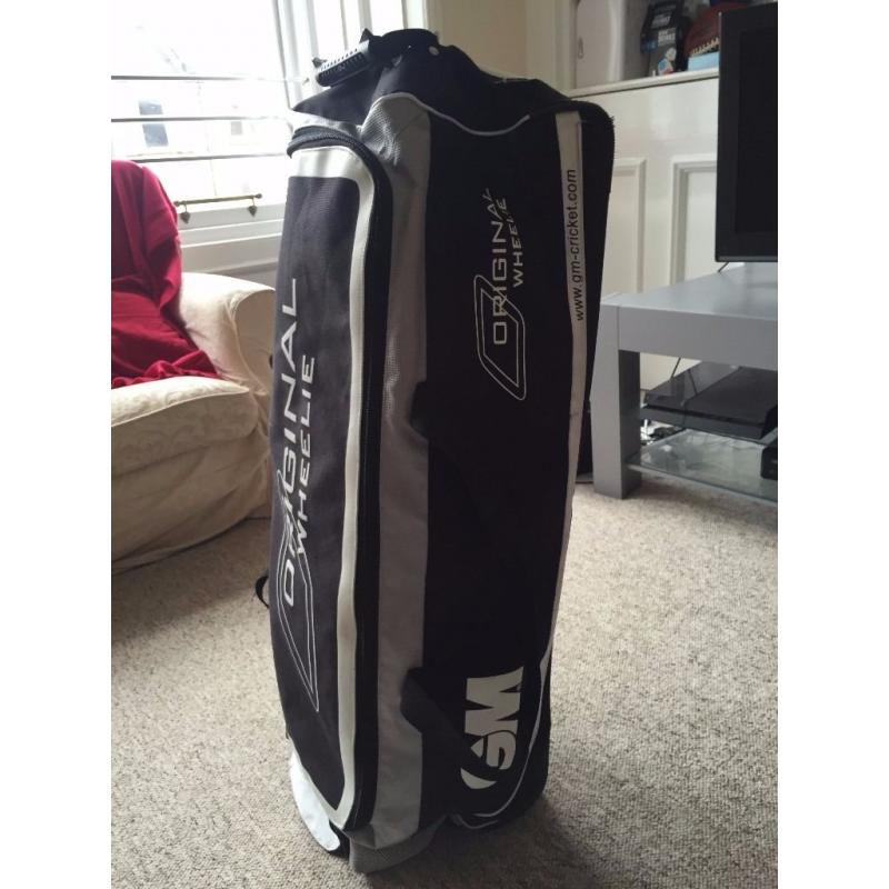 GM Original Wheelie Cricket Bag
