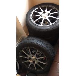 Xtreme 15' alloy wheel set with tyres