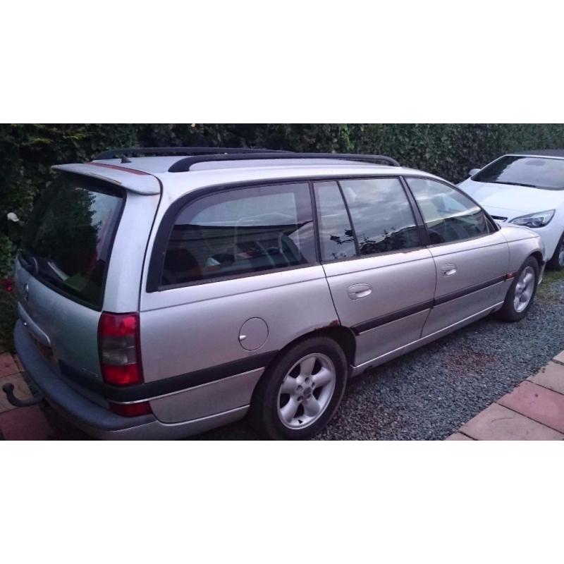 Vauxhall Omega 3.0 v6 - R reg 1997 - Breaking - Parts Sold Individually Offers..
