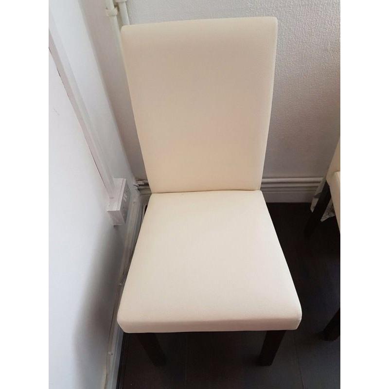 Table & 4 chairs
