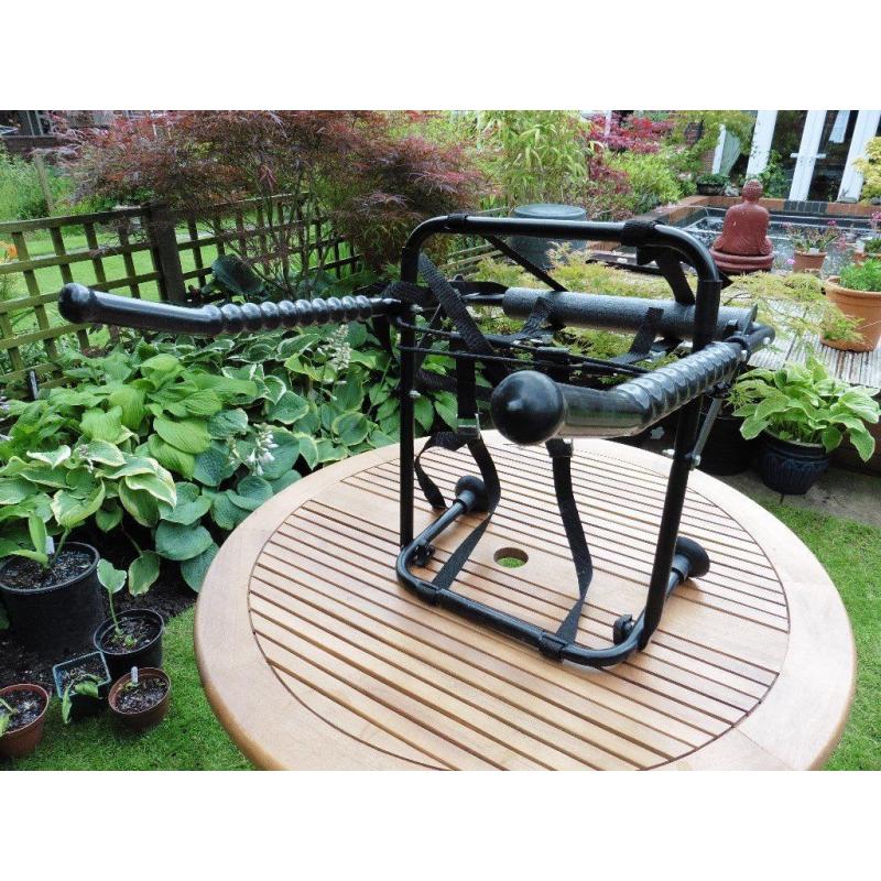 universal rear hatch cycle carrier.