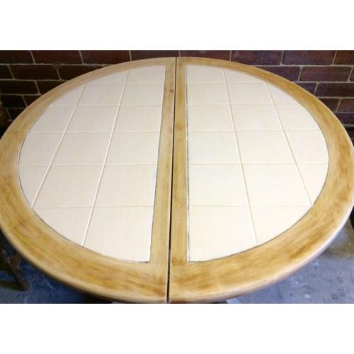 OAK DINING TABLE AND CHAIRS
