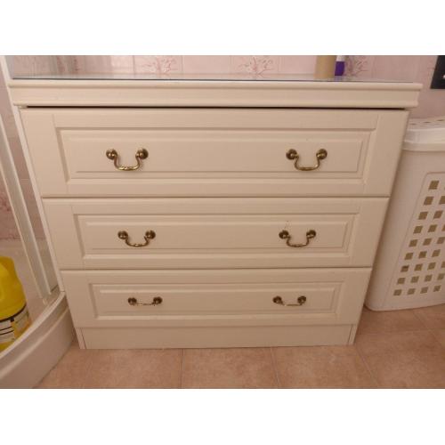 CHEST OF DRAWERS - COLLECTION ONLY CLEVEDON