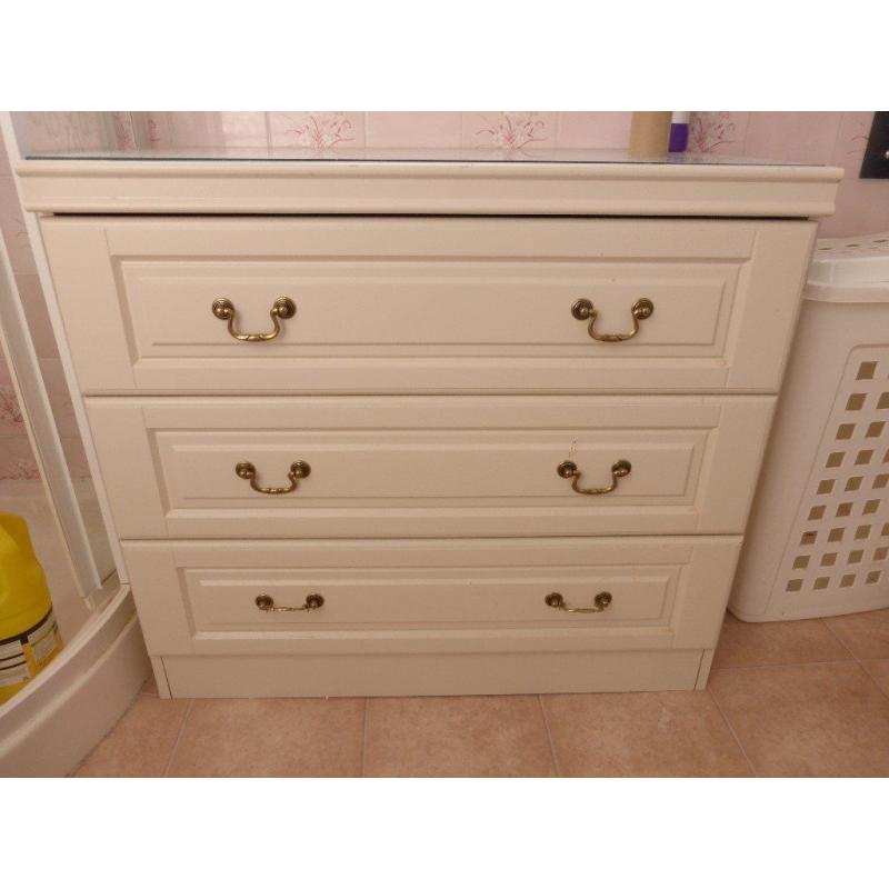 CHEST OF DRAWERS - COLLECTION ONLY CLEVEDON