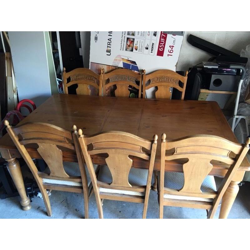 Dining table for sale