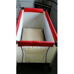 Baby travel cot