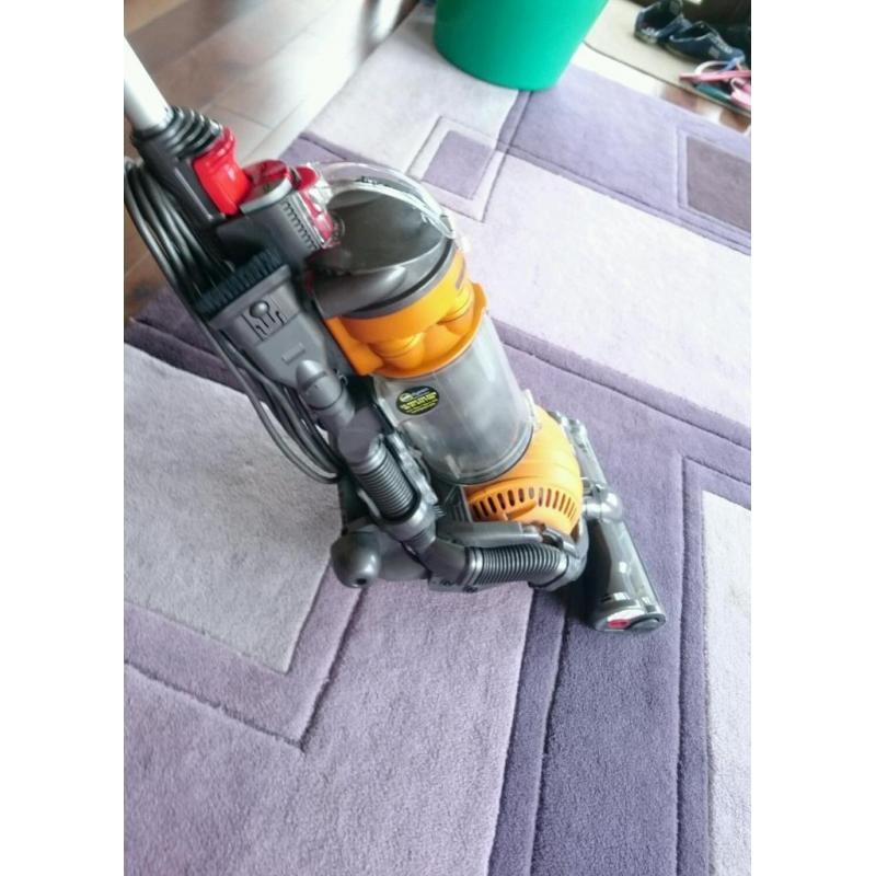 Dyson DC24