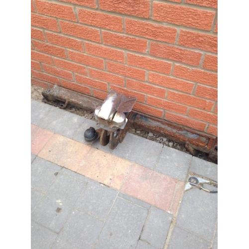Tow bar of merceedes 2012