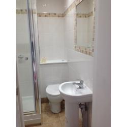 SUMMER RENTAL - 3 mins walk to Hillhead Underground