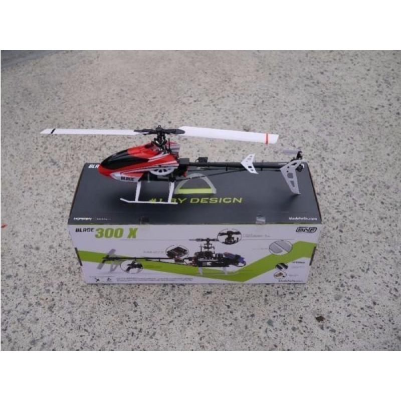 Blade 300X fly-bar-less radio controlled helicopter with BeastX Technology