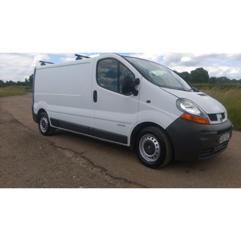 Trafic lwb 2003 1.9 diesel 6speed vivaro 11month mot
