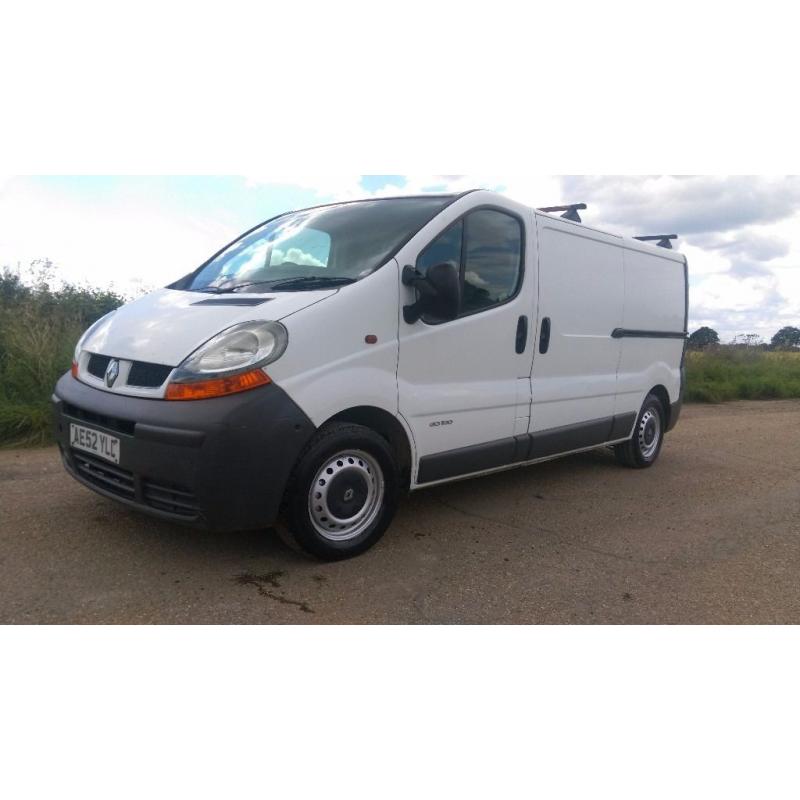 Trafic lwb 2003 1.9 diesel 6speed vivaro 11month mot