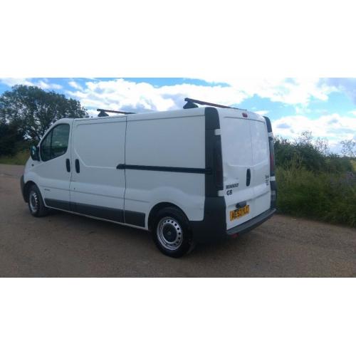 Trafic lwb 2003 1.9 diesel 6speed vivaro 11month mot