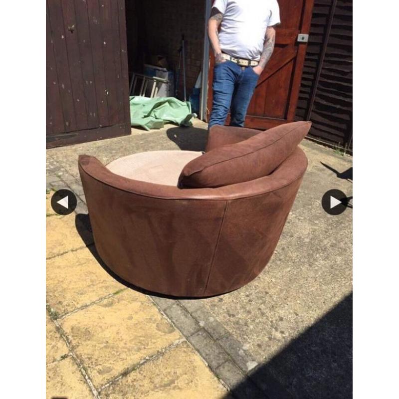 Cuddle chair